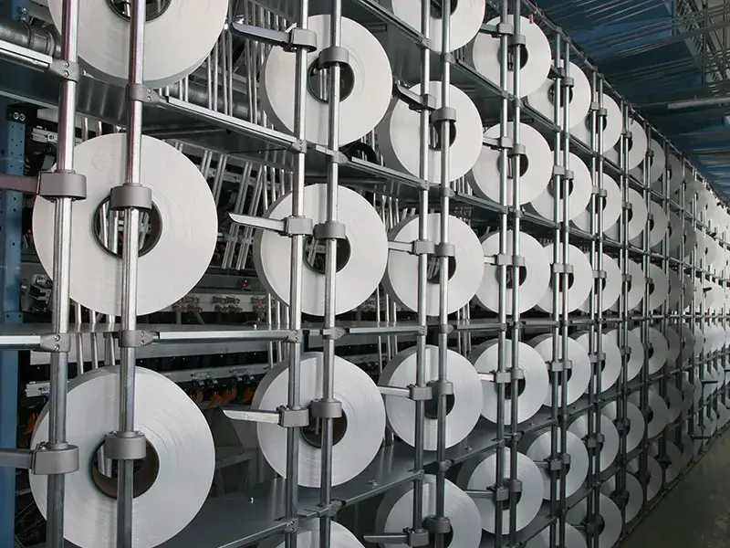 Máquina texturizadora de hilo DTY